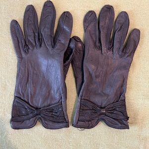 Dark gray vintage Leather Gloves. Size 6.5